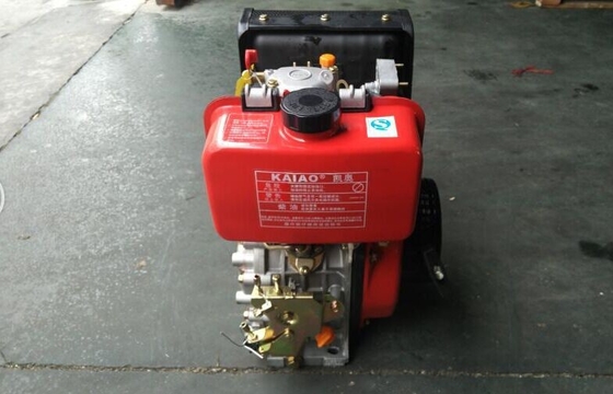 1800rpm छोटे समुद्री इनबोर्ड डीजल इंजन दबाव छिड़क चिकनाई प्रणाली